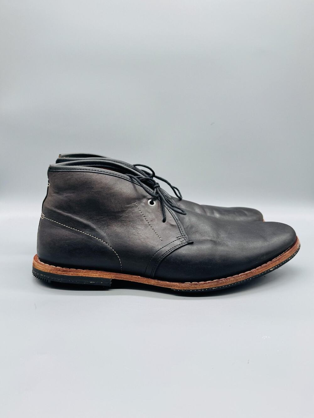 Timberland Boot Company Boots Mens 11 Black Leather Chukka Ankle Casual Lace‎ Up